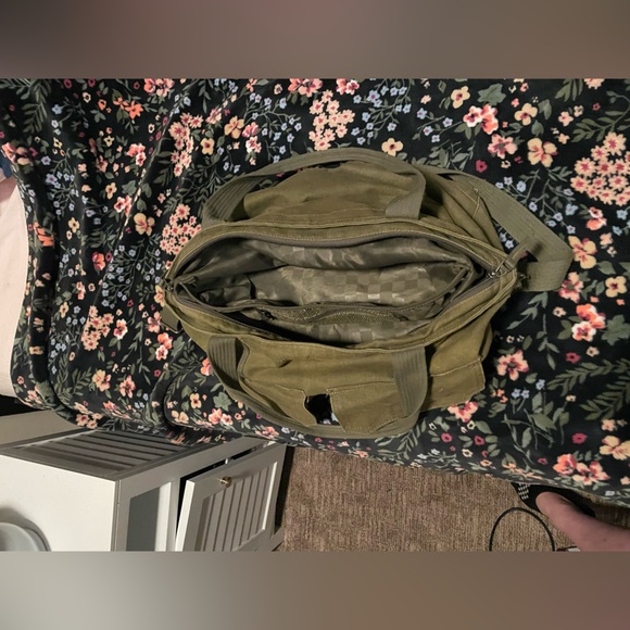 VANS BUNKER DOWN TOTE BAG - Picture 4 of 6